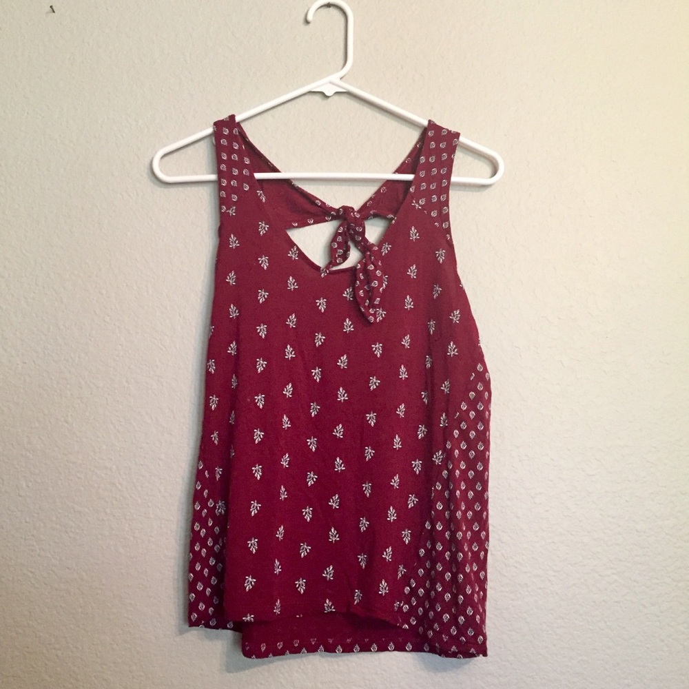 red blouse/top